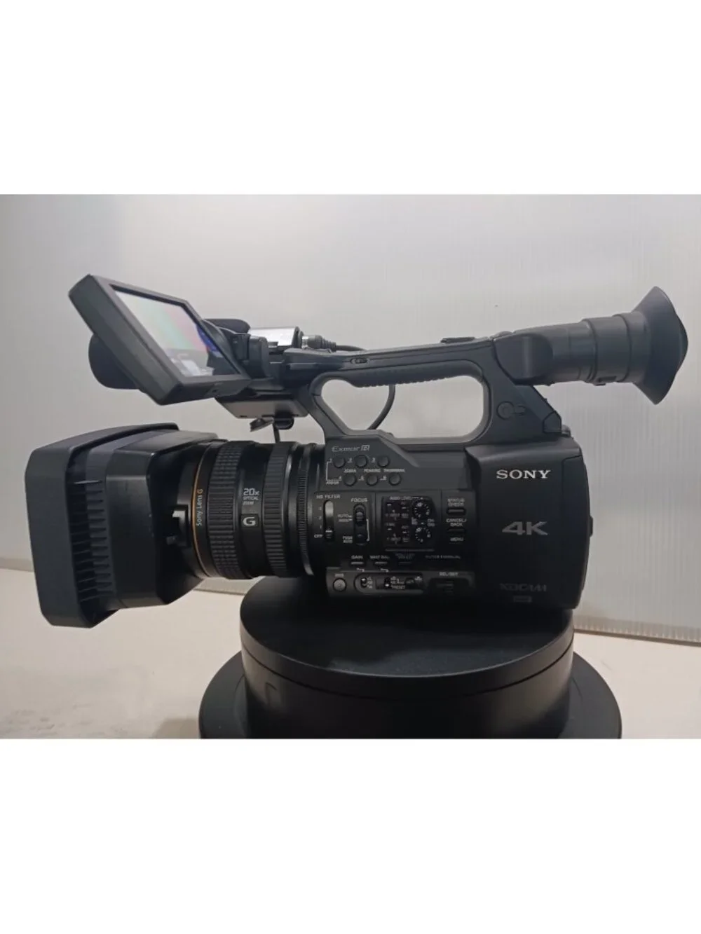 Prof. Sony PXW-Z100 4K XDCAM  Camcorder in great Condition--184 original hours